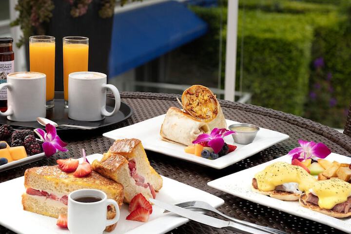 Breakfast meal