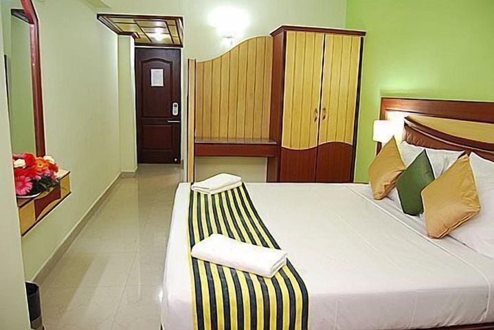 Room 27 of 69