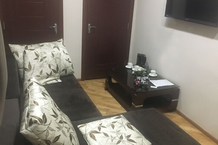 Room 112 of 190