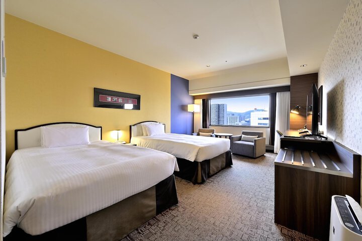 Room 48 of 189