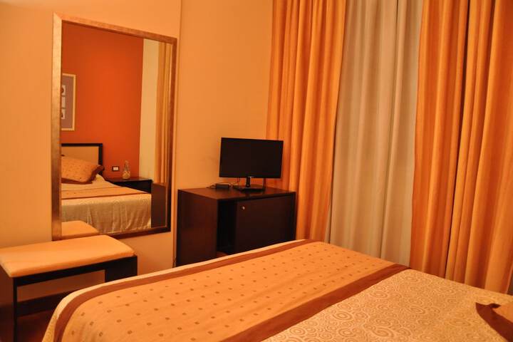Room 7 of 31