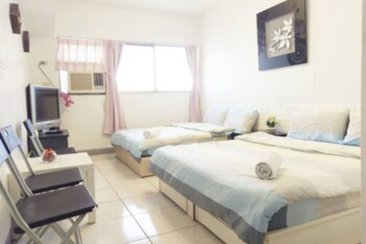Room 15 of 17