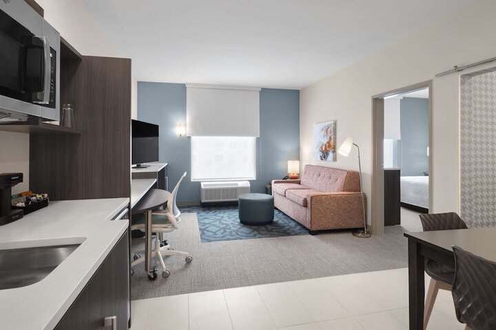 Room 19 of 36