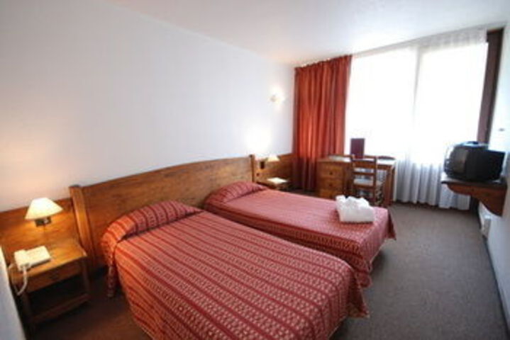 Room 18 of 38