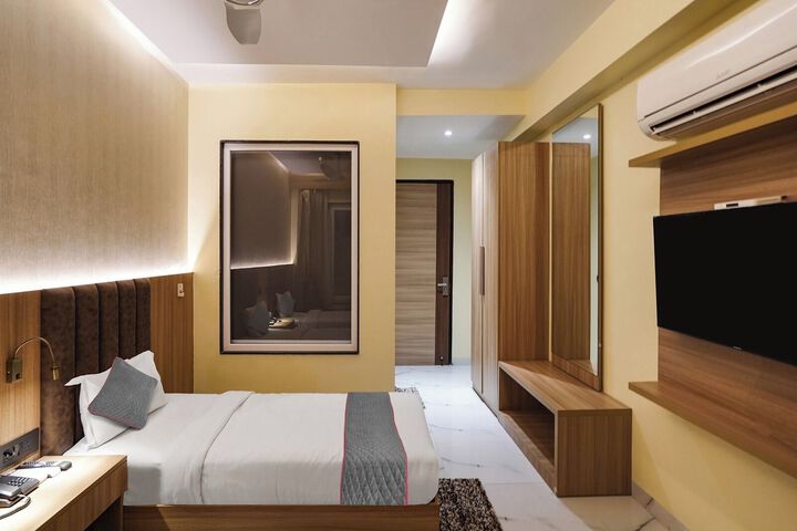 Room 46 of 57