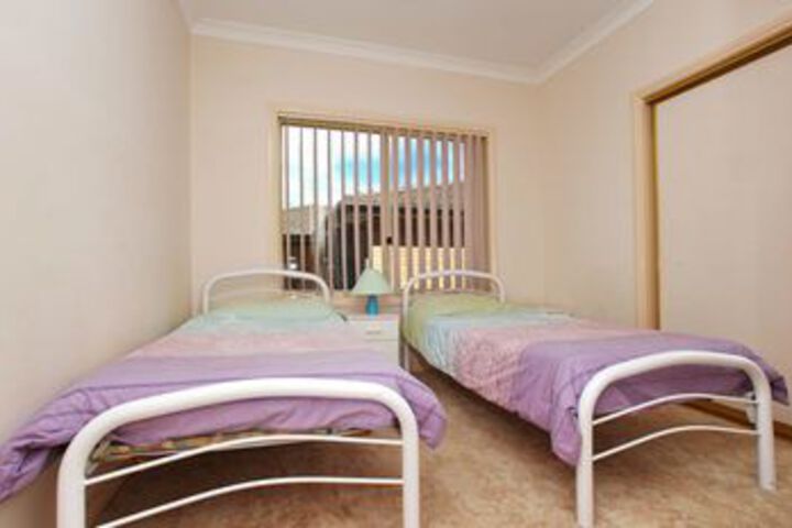 Room 7 of 10