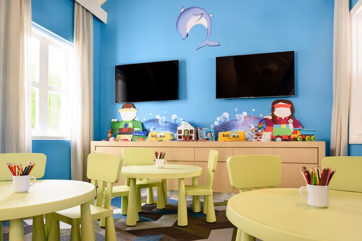 Childrens Activities 56 of 117