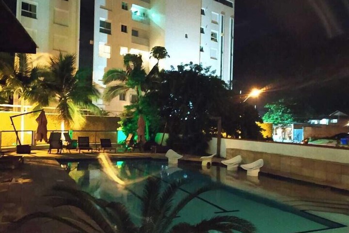 Pool 14 of 23