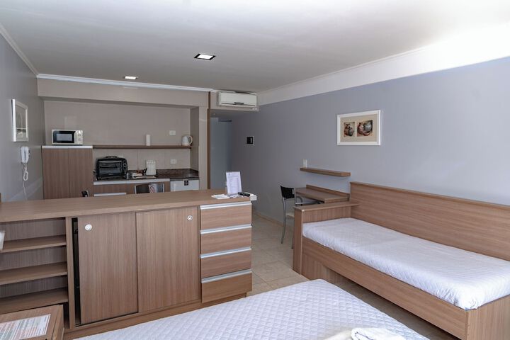 Room 16 of 34