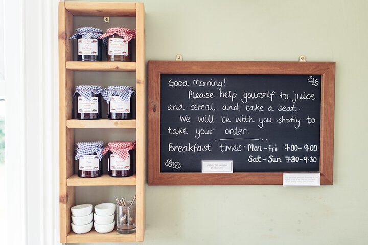 Breakfast area