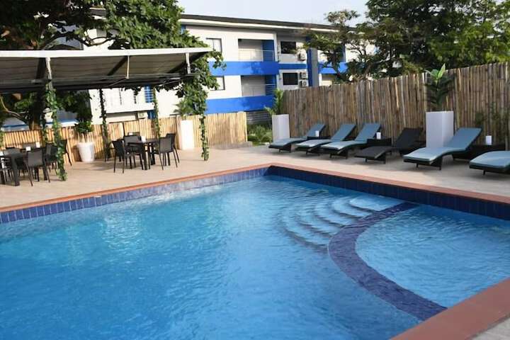 Pool 33 of 72