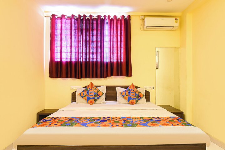 Room 15 of 25