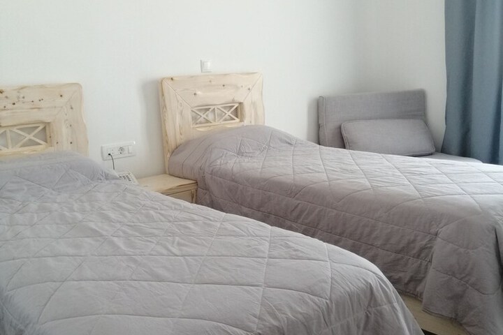 Room 10 of 91