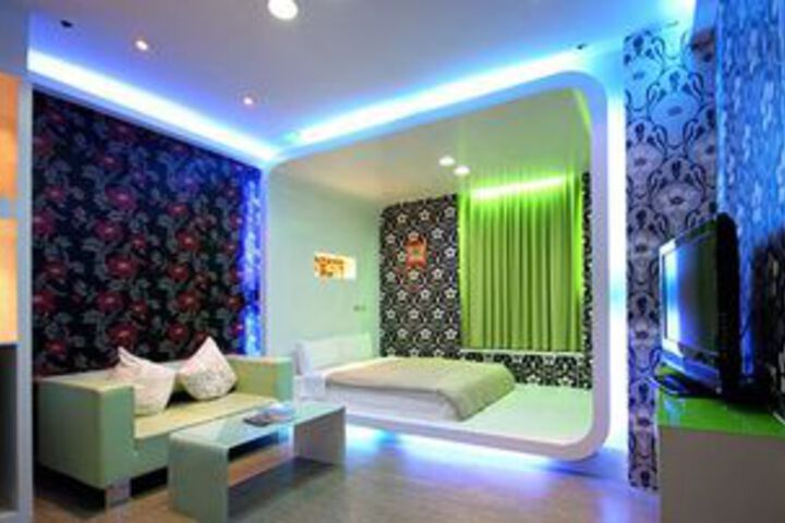 Room 47 of 89