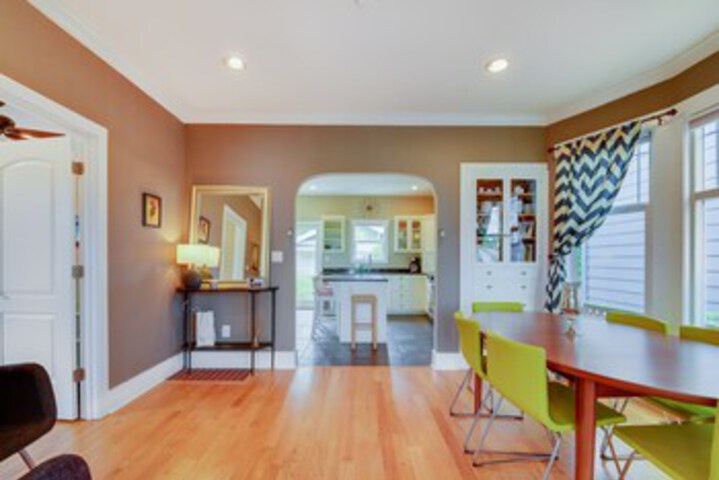 Room 10 of 22