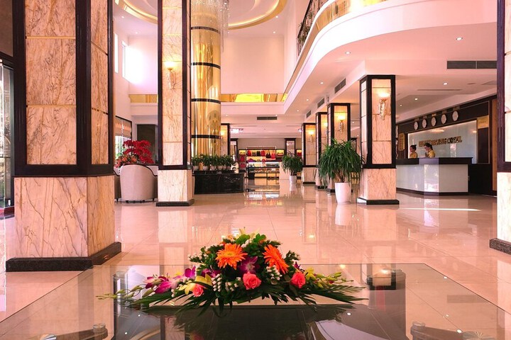 Hotel 5 of 34