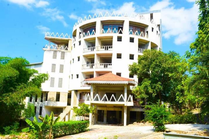 Hotel 17 of 21