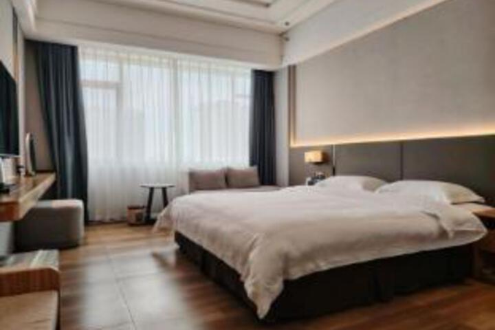 Room 21 of 23