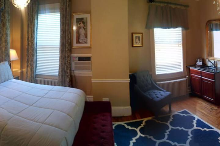 Room 12 of 51
