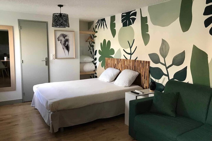 Room 8 of 23