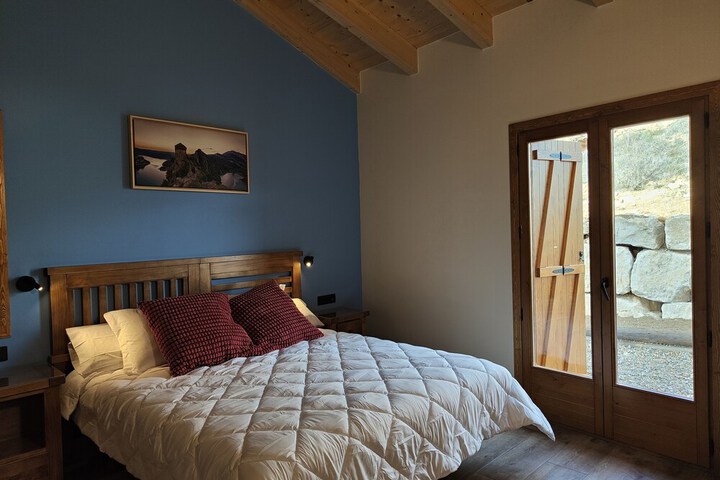 Room 6 of 36