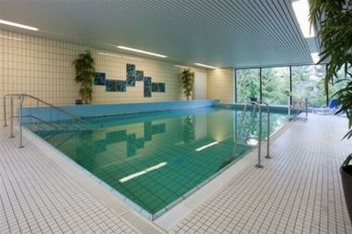 Pool Hotel