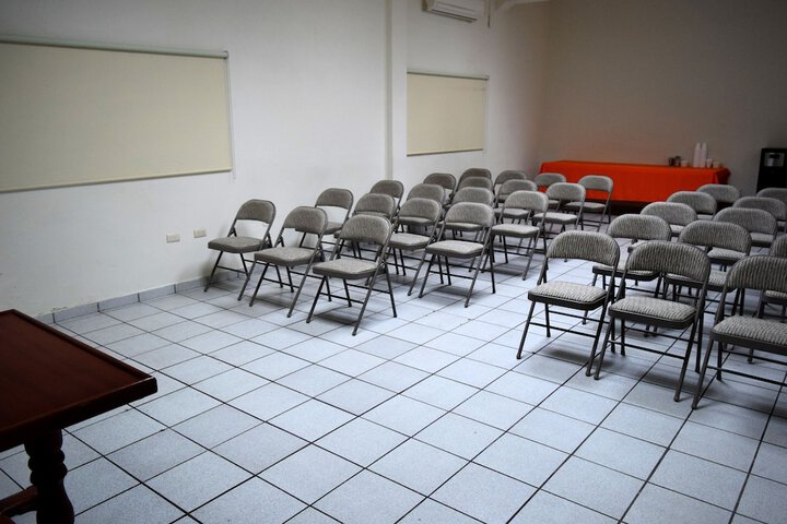 Business Center 89 of 106