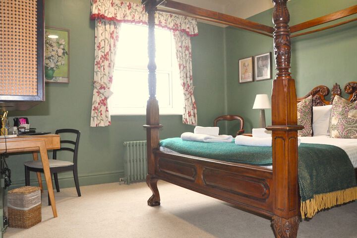 Room 19 of 59