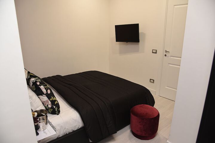 Room 49 of 97