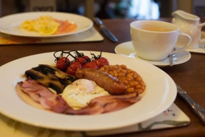 Breakfast/Coffee Service 28 of 39