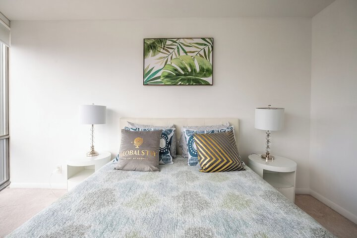 Room 27 of 195