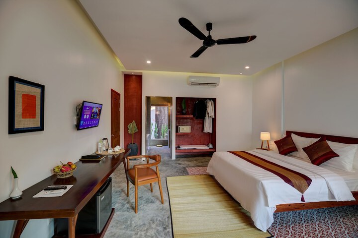 Room 42 of 105