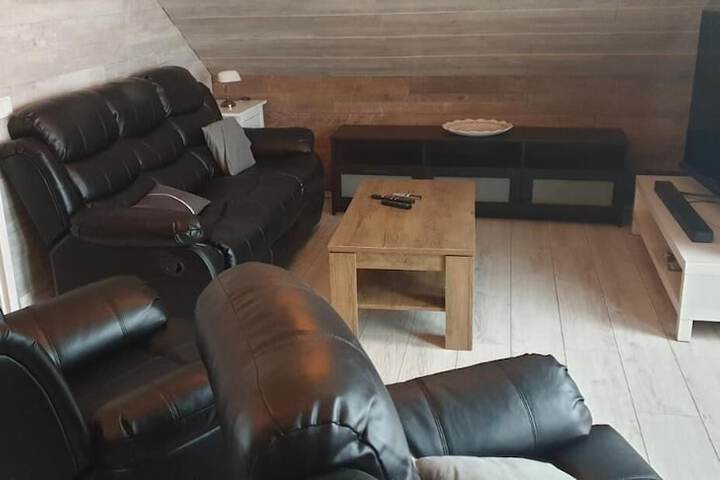 Room 8 of 22