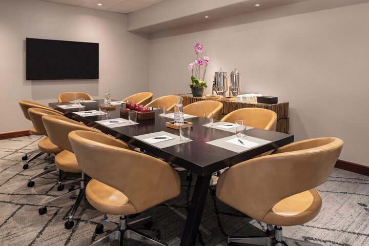 Meeting facility