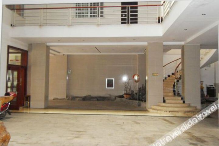 Hotel Interior 27 of 34