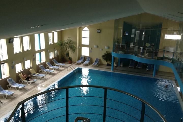 Pools & Facilities