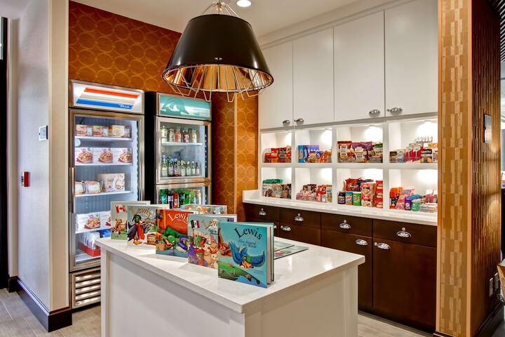 Snack bar