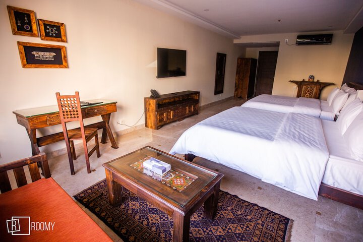 Room 11 of 21