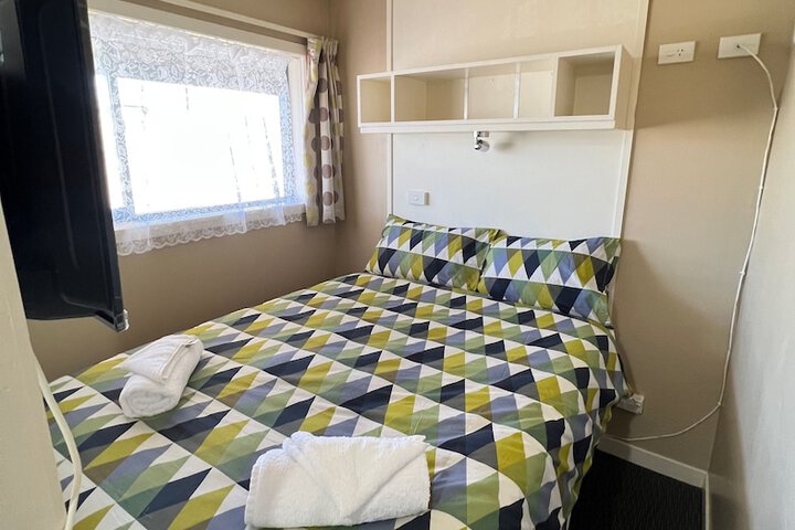 Room 46 of 74
