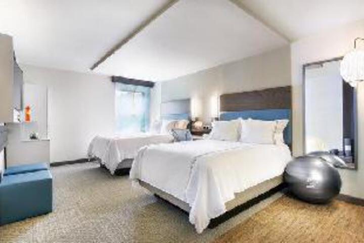 Room 3 of 7