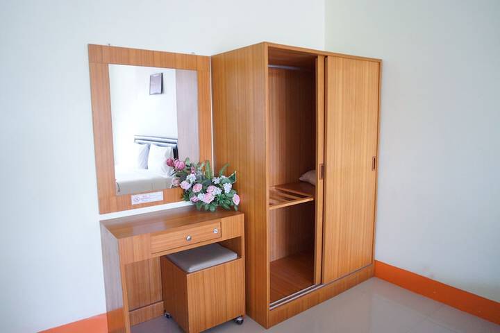 Room 20 of 26