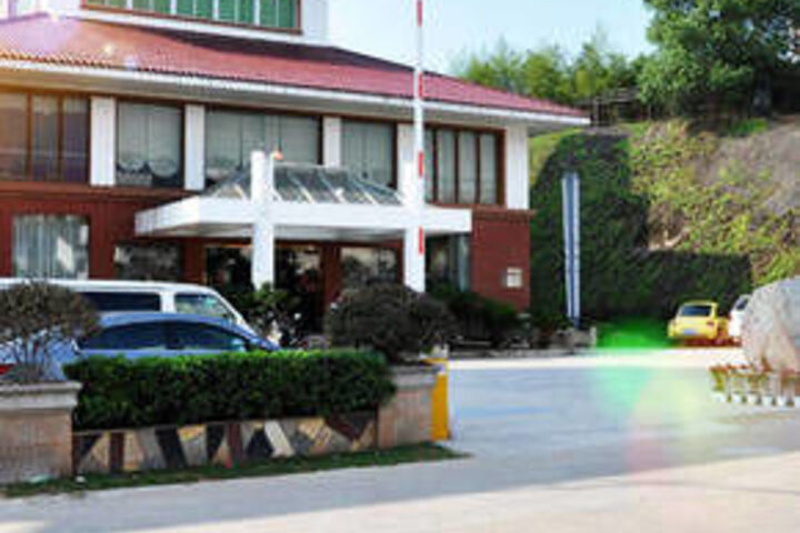 Baihua Hotel