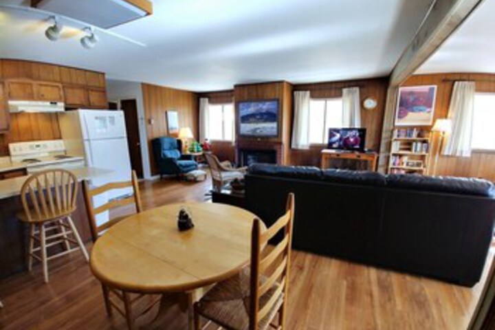 Room 17 of 24