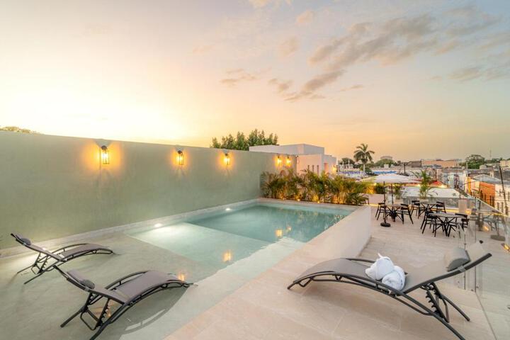New Hotel Serenata Santa Lucia Mérida