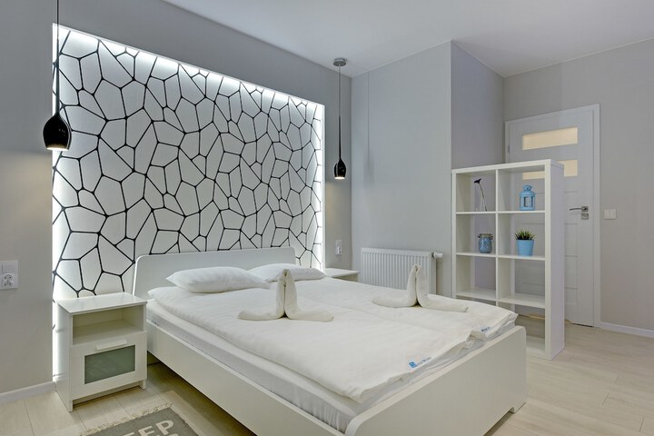 Room 21 of 346