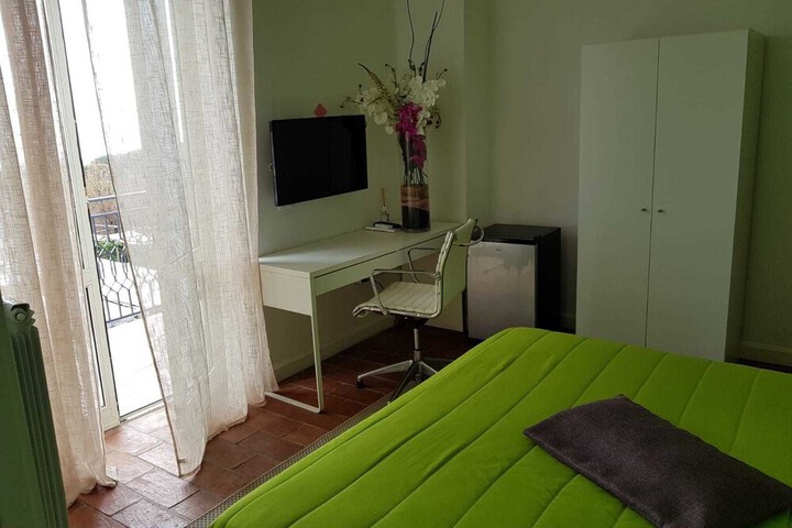 Room 16 of 70