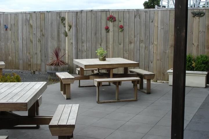 Terrace/Patio 18 of 40
