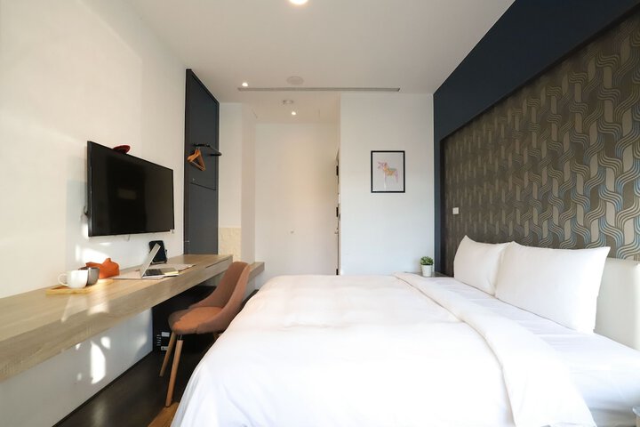Room 31 of 117