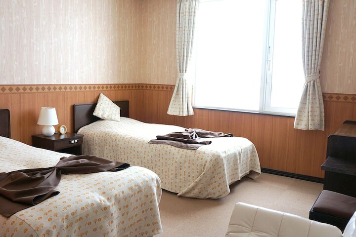 Room 7 of 56