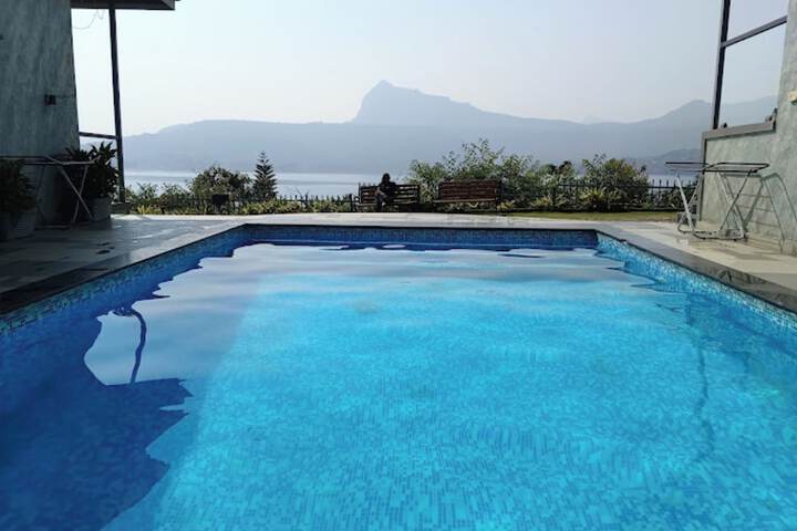 Pool 25 of 48